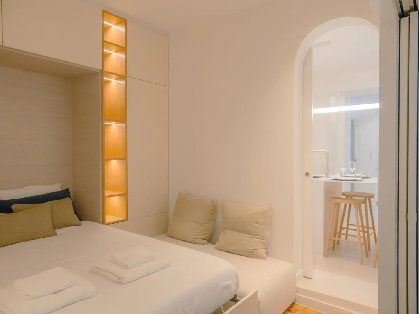 Charming 1-Bedroom Apartment In The Heart Of Graca | By Airnest Lisboa